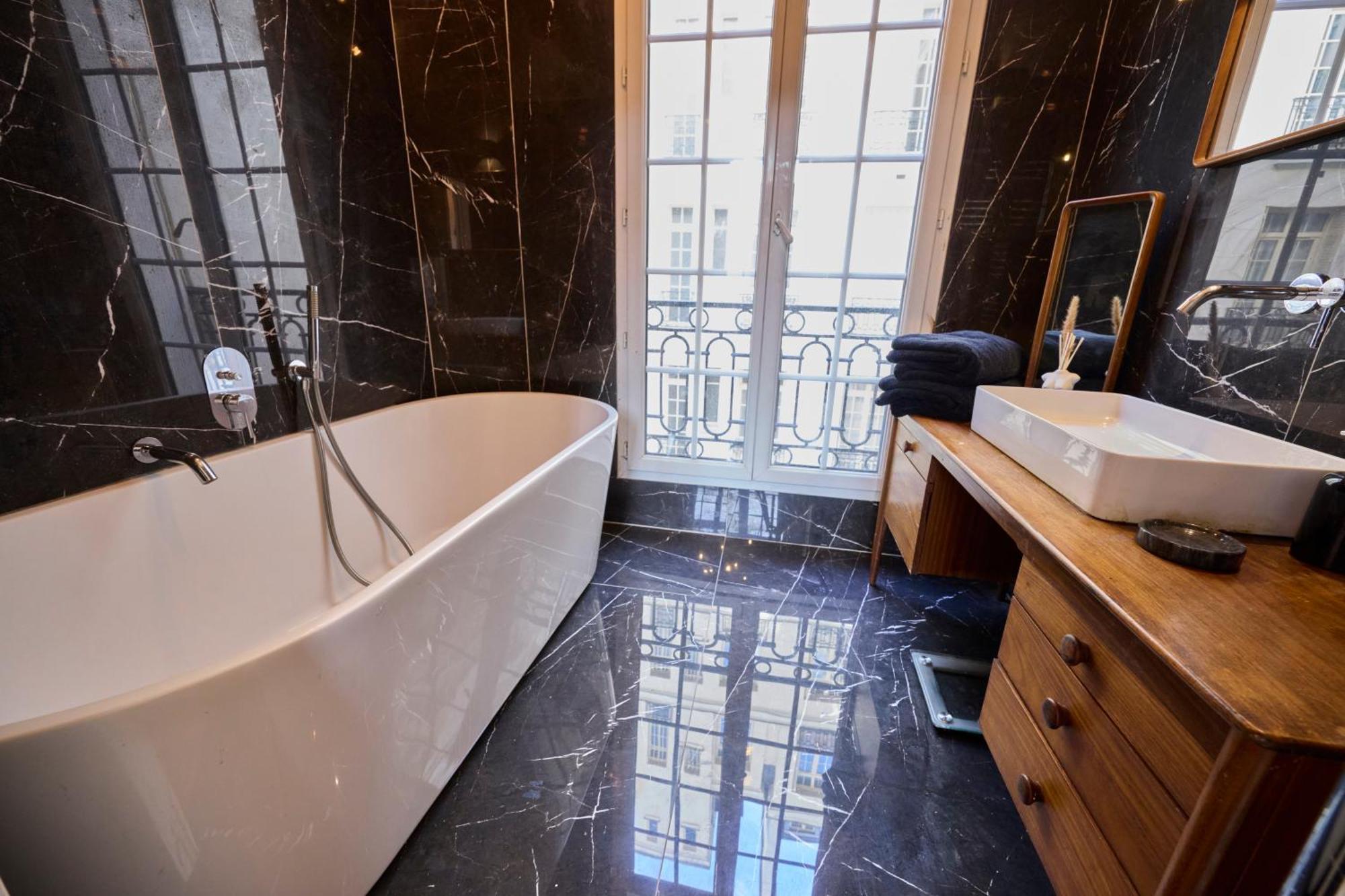 Un Studio Cosy Au Coeur De Paris 17 Batignolles , Monceau Eksteriør bilde