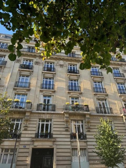 Un Studio Cosy Au Coeur De Paris 17 Batignolles , Monceau Eksteriør bilde
